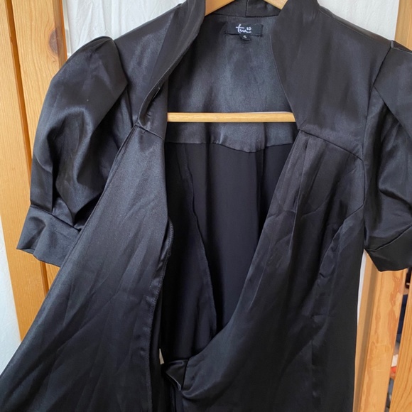 Vintage y2k Black satin wrap dress - Picture 5 of 8